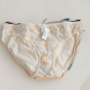 10 Pieces La Vie En Rose Panties Size XL Multi-Colour Pattern Bikini Style